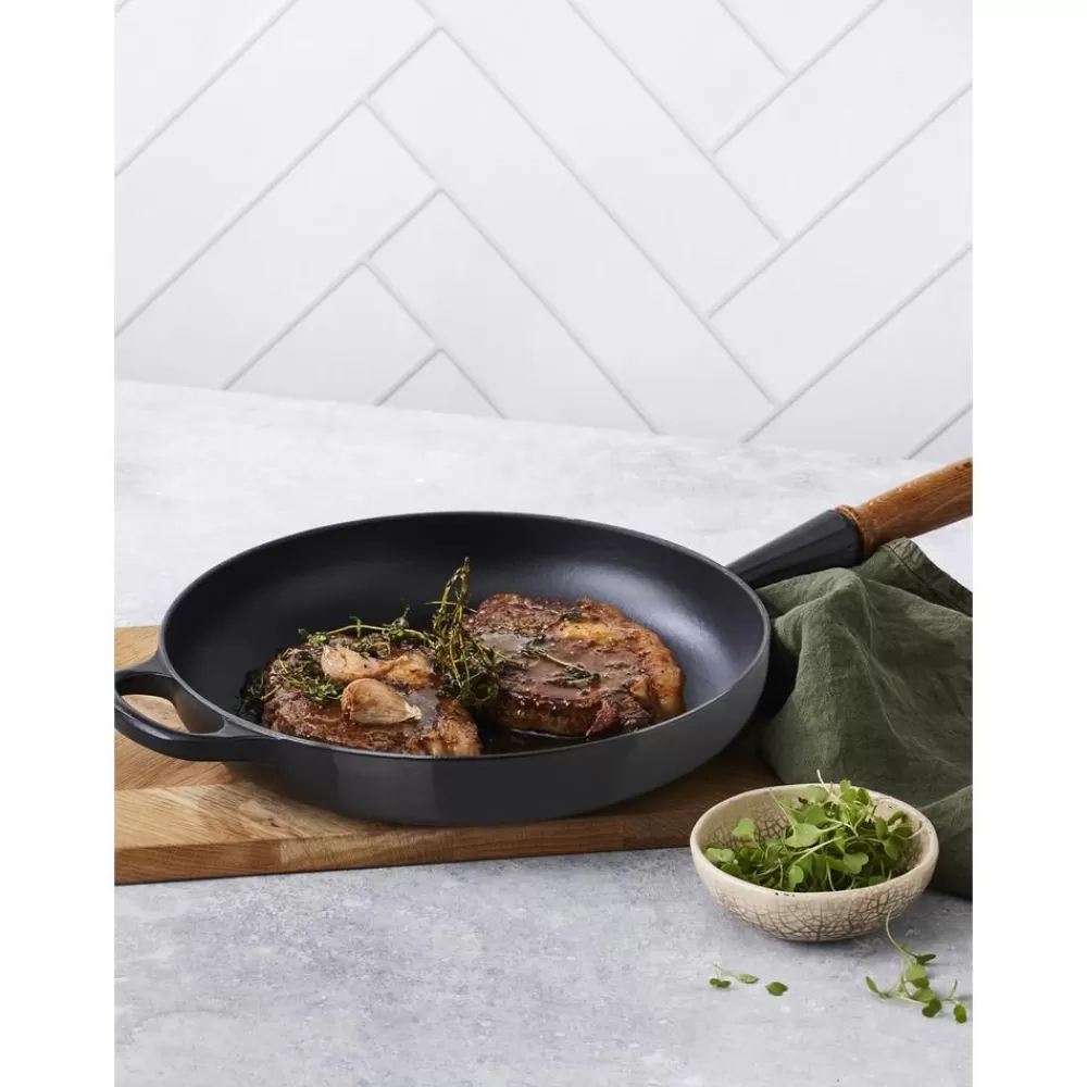 Le Creuset Patelnie>Patelnia Zeliwna Z Drewnianym Uchwytem Signature Collection